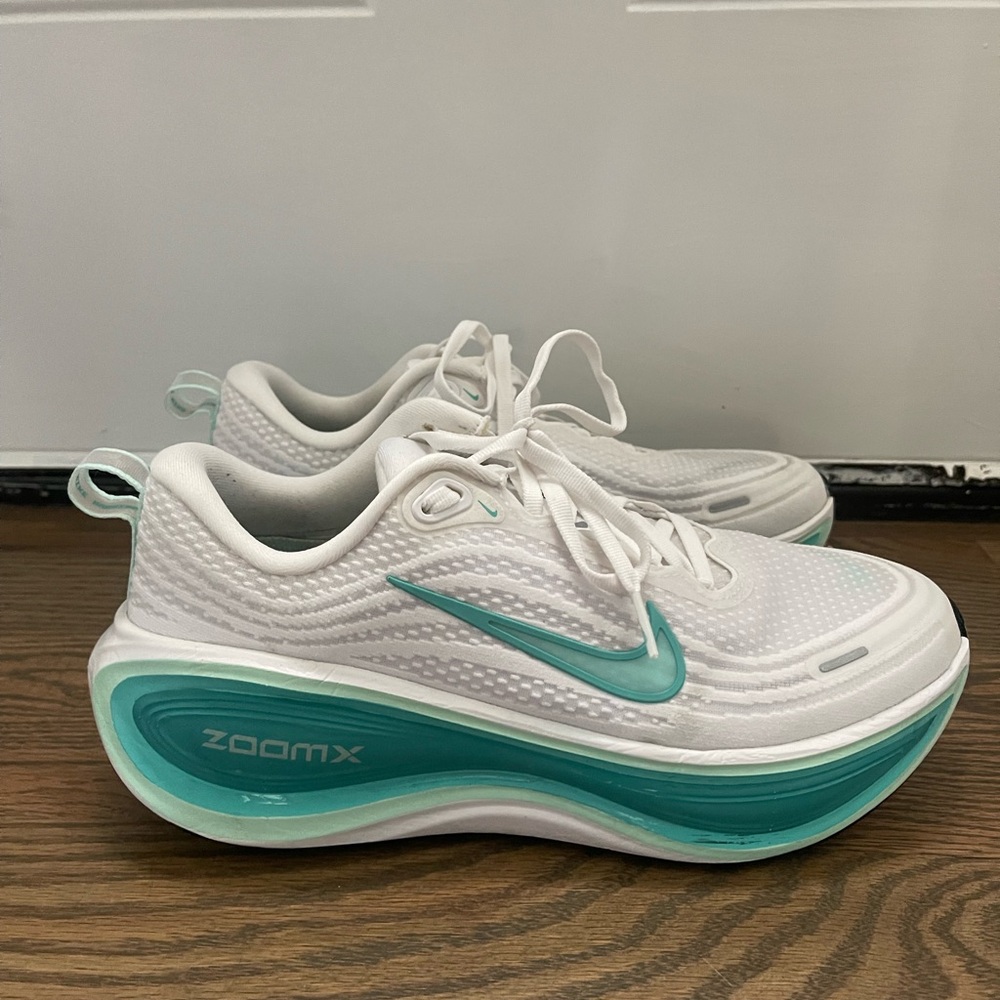 Nike Vomero Plus Zoom X Running Sneakers White Teal Wide
